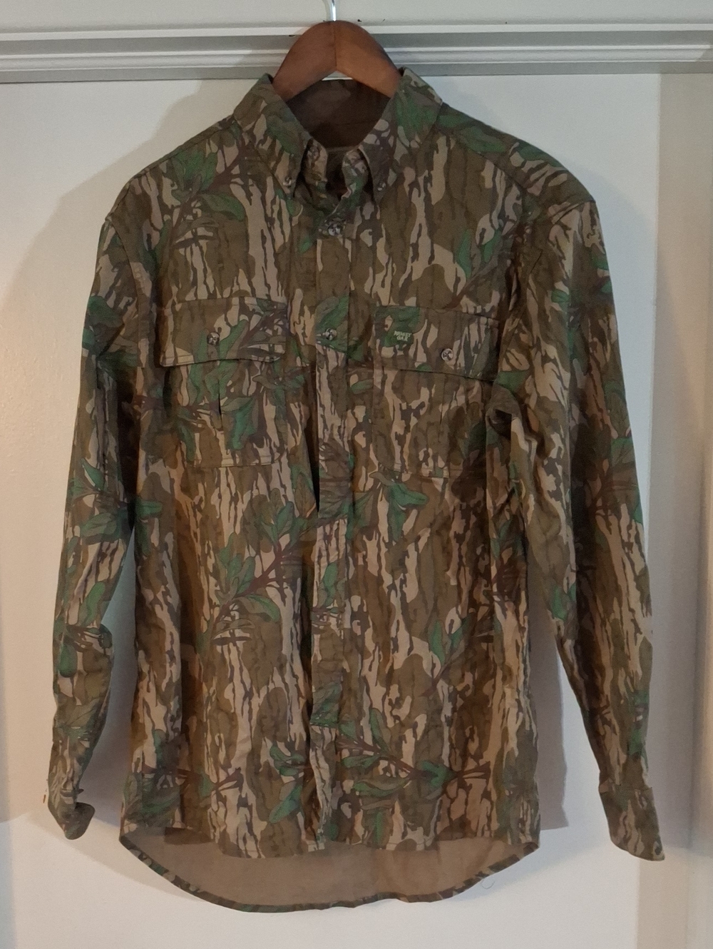 Men's Mossy Oak Compainions Button Down In Greenleaf